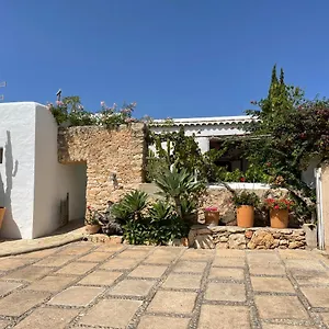 Casa Coves , Santa Gertrudis (Ibiza) Spagna